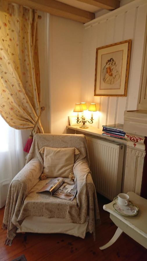 Appartement A L'Ombre Du Tilleul à Giverny Extérieur photo