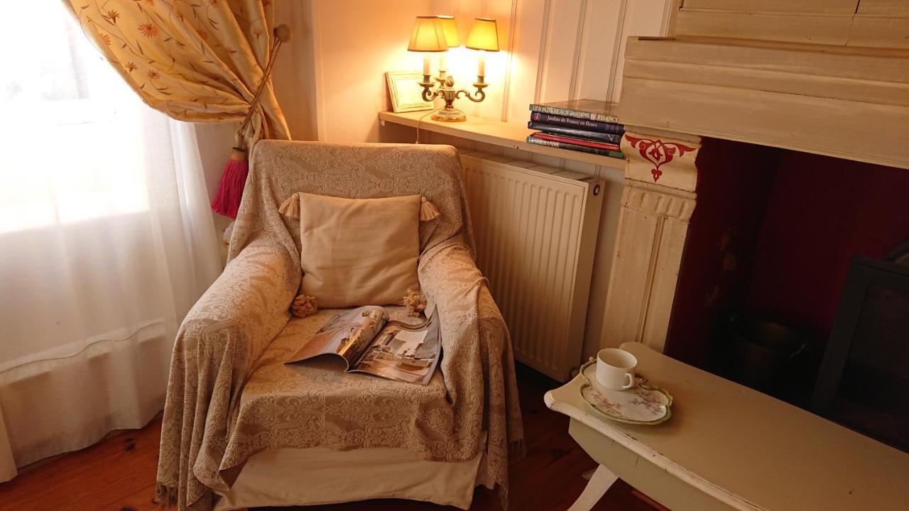 Appartement A L'Ombre Du Tilleul à Giverny Extérieur photo