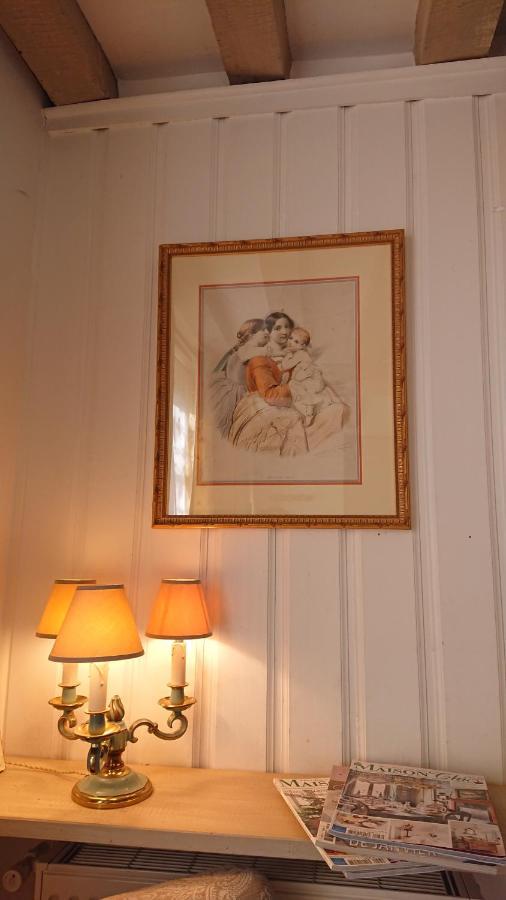 Appartement A L'Ombre Du Tilleul à Giverny Extérieur photo